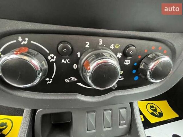 Белый Дачия Duster, объемом двигателя 1.5 л и пробегом 152 тыс. км за 9500 $, фото 12 на Automoto.ua