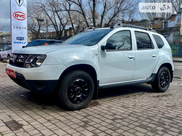 Білий Дачія Duster, об'ємом двигуна 1.5 л та пробігом 156 тис. км за 12000 $, фото 6 на Automoto.ua