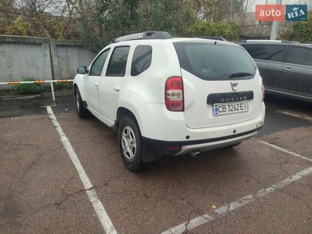 Белый Дачия Duster, объемом двигателя 1.5 л и пробегом 200 тыс. км за 9500 $, фото 9 на Automoto.ua