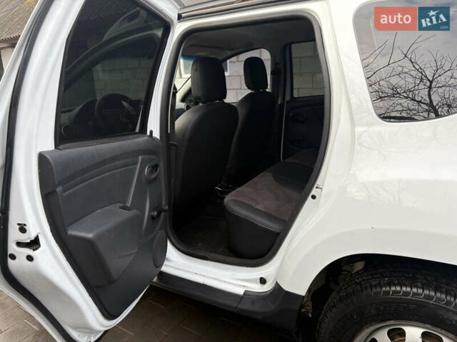 Белый Дачия Duster, объемом двигателя 1.6 л и пробегом 161 тыс. км за 9399 $, фото 9 на Automoto.ua