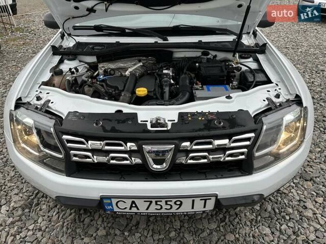 Белый Дачия Duster, объемом двигателя 1.5 л и пробегом 271 тыс. км за 10500 $, фото 13 на Automoto.ua