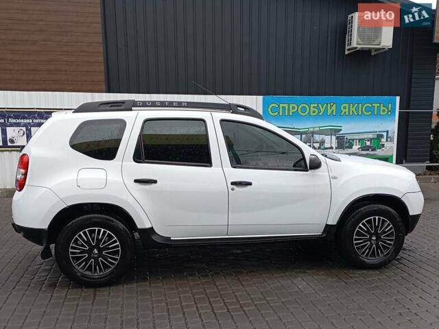 Белый Дачия Duster, объемом двигателя 1.6 л и пробегом 219 тыс. км за 9500 $, фото 10 на Automoto.ua
