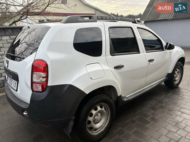 Белый Дачия Duster, объемом двигателя 1.6 л и пробегом 161 тыс. км за 9399 $, фото 5 на Automoto.ua