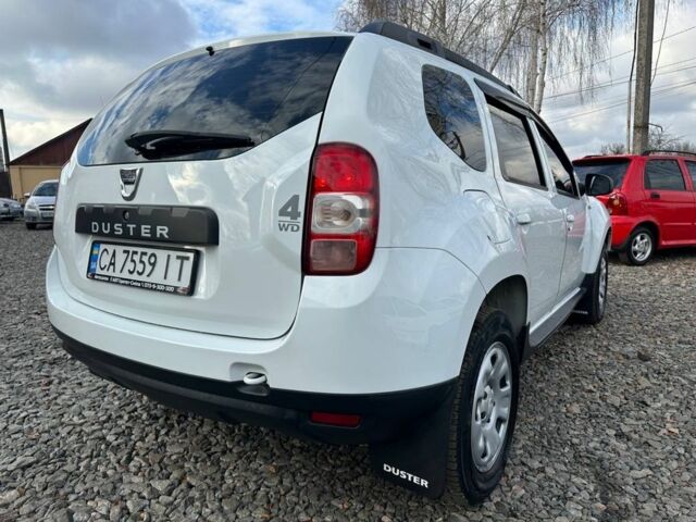 Белый Дачия Duster, объемом двигателя 1.5 л и пробегом 271 тыс. км за 10700 $, фото 2 на Automoto.ua