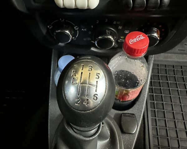 Белый Дачия Duster, объемом двигателя 1.6 л и пробегом 180 тыс. км за 9499 $, фото 18 на Automoto.ua