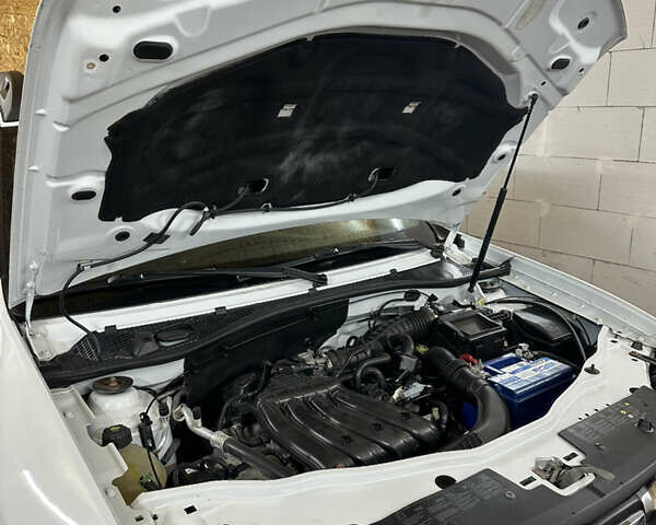 Белый Дачия Duster, объемом двигателя 1.6 л и пробегом 180 тыс. км за 9499 $, фото 22 на Automoto.ua