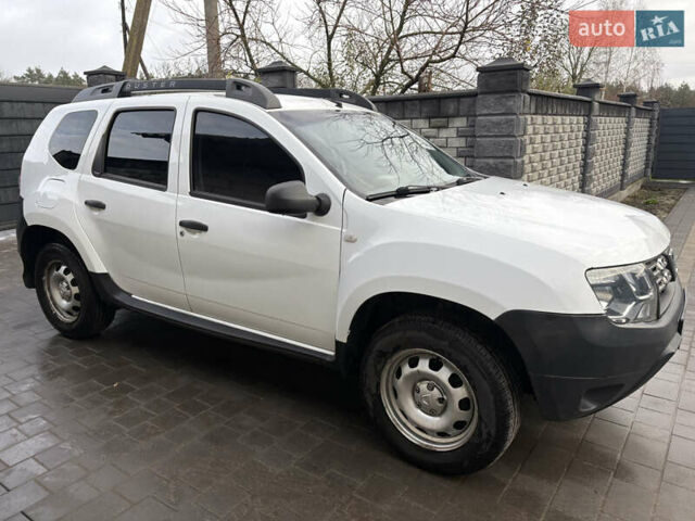 Белый Дачия Duster, объемом двигателя 1.6 л и пробегом 161 тыс. км за 9399 $, фото 6 на Automoto.ua