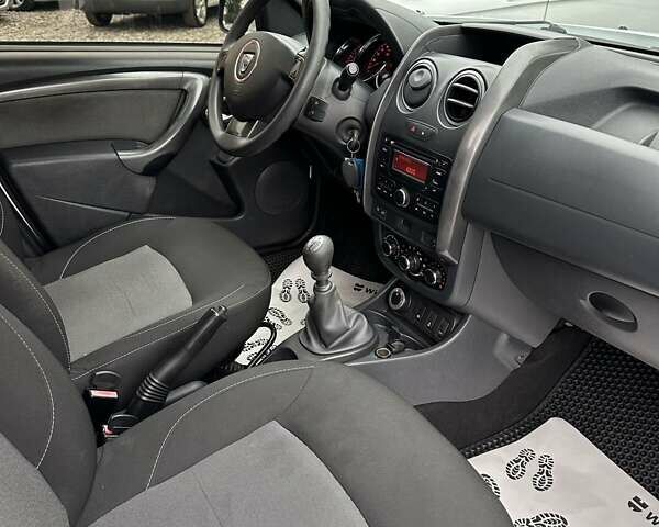 Белый Дачия Duster, объемом двигателя 1.5 л и пробегом 271 тыс. км за 10500 $, фото 11 на Automoto.ua