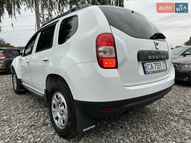 Белый Дачия Duster, объемом двигателя 1.5 л и пробегом 271 тыс. км за 10500 $, фото 7 на Automoto.ua