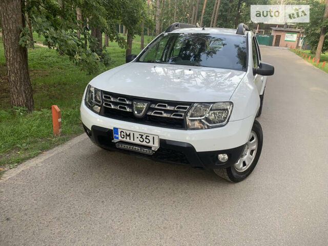 Білий Дачія Duster, об'ємом двигуна 1.2 л та пробігом 83 тис. км за 12200 $, фото 1 на Automoto.ua