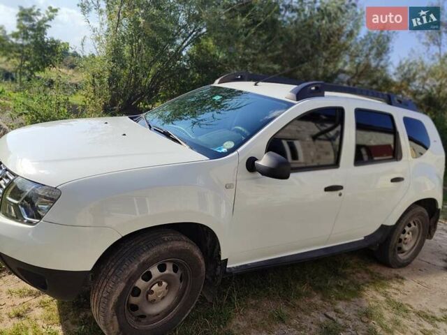 Белый Дачия Duster, объемом двигателя 1.5 л и пробегом 230 тыс. км за 10800 $, фото 11 на Automoto.ua
