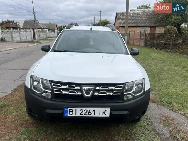 Белый Дачия Duster, объемом двигателя 1.6 л и пробегом 179 тыс. км за 9700 $, фото 6 на Automoto.ua