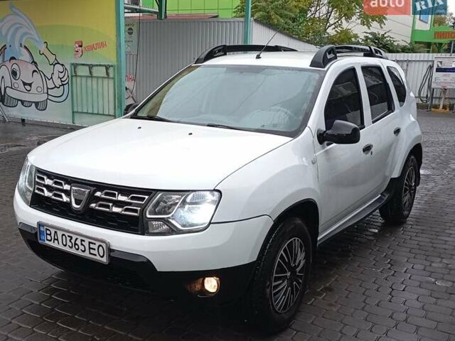 Белый Дачия Duster, объемом двигателя 1.6 л и пробегом 219 тыс. км за 9500 $, фото 1 на Automoto.ua