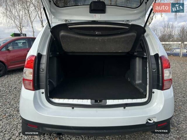 Белый Дачия Duster, объемом двигателя 1.5 л и пробегом 271 тыс. км за 10700 $, фото 15 на Automoto.ua