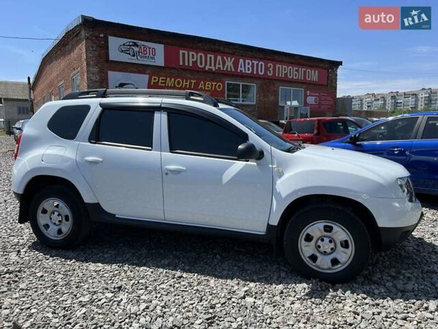 Белый Дачия Duster, объемом двигателя 1.5 л и пробегом 271 тыс. км за 9900 $, фото 3 на Automoto.ua