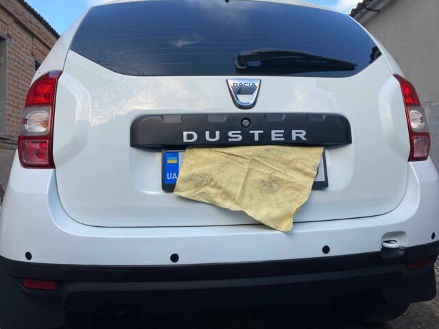 Белый Дачия Duster, объемом двигателя 0.16 л и пробегом 175 тыс. км за 10500 $, фото 4 на Automoto.ua