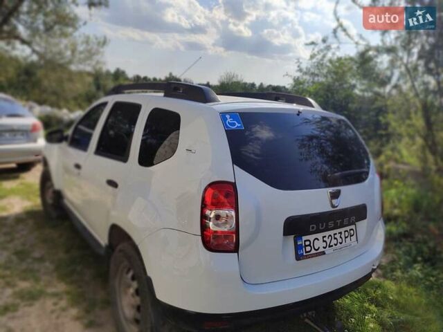 Білий Дачія Duster, об'ємом двигуна 1.5 л та пробігом 230 тис. км за 10500 $, фото 7 на Automoto.ua