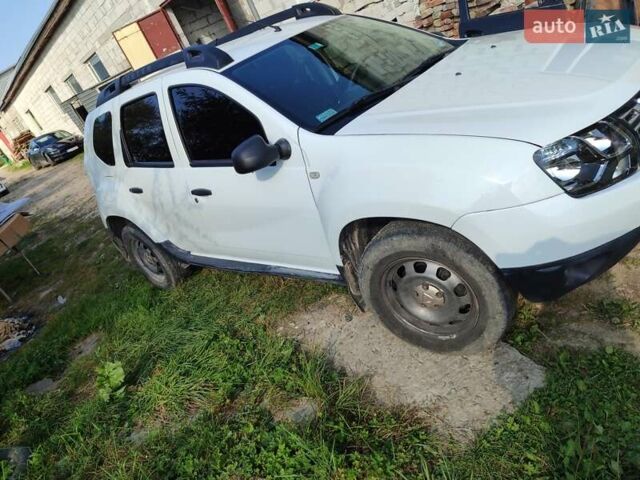 Белый Дачия Duster, объемом двигателя 1.5 л и пробегом 230 тыс. км за 10800 $, фото 18 на Automoto.ua