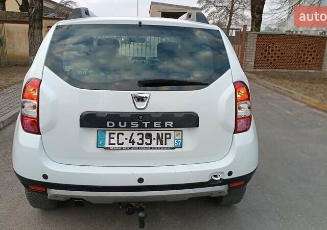 Белый Дачия Duster, объемом двигателя 1.2 л и пробегом 139 тыс. км за 9998 $, фото 13 на Automoto.ua