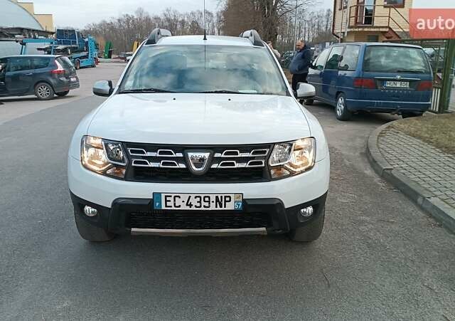 Белый Дачия Duster, объемом двигателя 1.2 л и пробегом 139 тыс. км за 9998 $, фото 9 на Automoto.ua