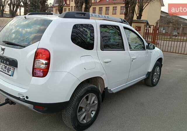 Белый Дачия Duster, объемом двигателя 1.2 л и пробегом 139 тыс. км за 9998 $, фото 10 на Automoto.ua