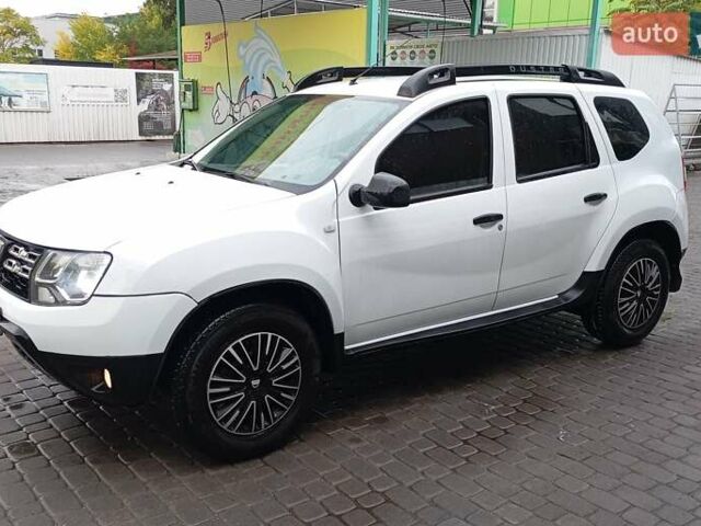 Белый Дачия Duster, объемом двигателя 1.6 л и пробегом 219 тыс. км за 9100 $, фото 3 на Automoto.ua