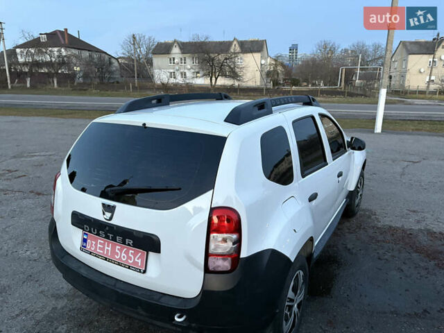 Белый Дачия Duster, объемом двигателя 1.6 л и пробегом 160 тыс. км за 9999 $, фото 14 на Automoto.ua