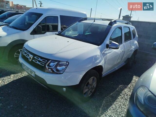Белый Дачия Duster, объемом двигателя 1.2 л и пробегом 139 тыс. км за 9998 $, фото 5 на Automoto.ua