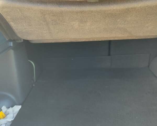 Білий Дачія Duster, об'ємом двигуна 1.5 л та пробігом 230 тис. км за 10500 $, фото 20 на Automoto.ua