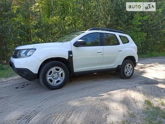 Белый Дачия Duster, объемом двигателя 1.5 л и пробегом 187 тыс. км за 12899 $, фото 4 на Automoto.ua