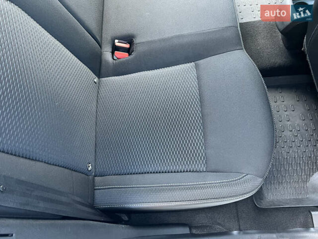 Білий Дачія Duster, об'ємом двигуна 1.5 л та пробігом 184 тис. км за 13600 $, фото 19 на Automoto.ua