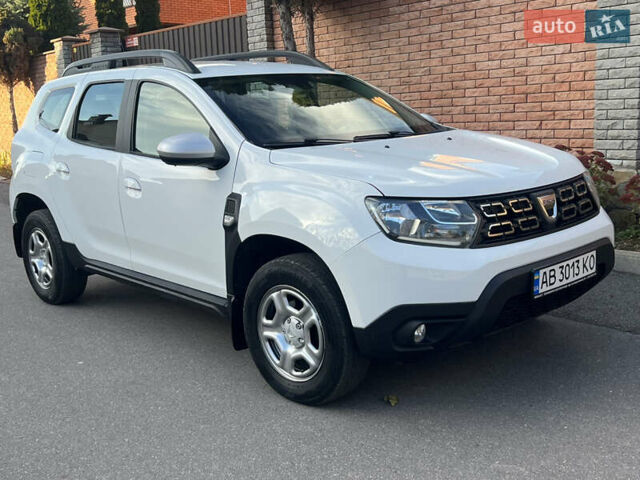Білий Дачія Duster, об'ємом двигуна 1.5 л та пробігом 184 тис. км за 13600 $, фото 1 на Automoto.ua
