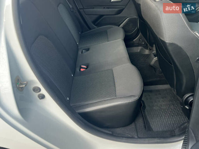 Білий Дачія Duster, об'ємом двигуна 1.5 л та пробігом 184 тис. км за 13600 $, фото 18 на Automoto.ua