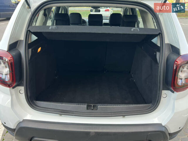 Білий Дачія Duster, об'ємом двигуна 1.5 л та пробігом 184 тис. км за 13600 $, фото 25 на Automoto.ua