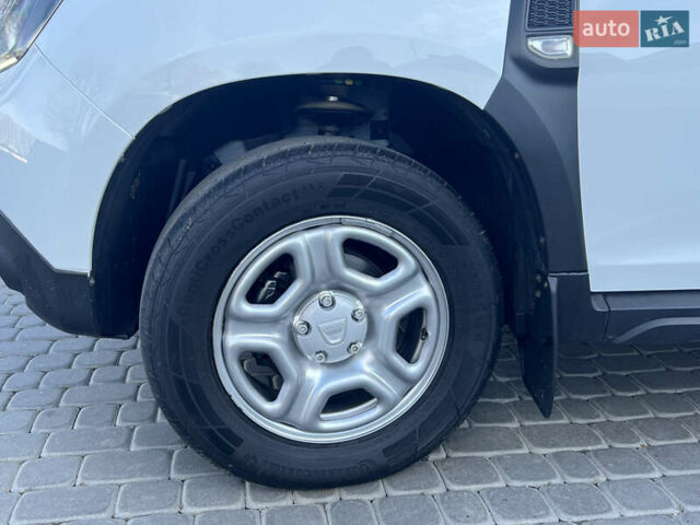 Білий Дачія Duster, об'ємом двигуна 1.5 л та пробігом 184 тис. км за 13600 $, фото 29 на Automoto.ua