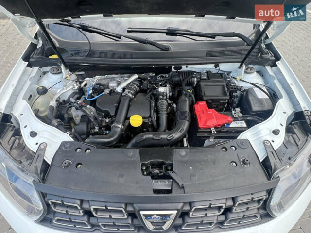 Білий Дачія Duster, об'ємом двигуна 1.5 л та пробігом 184 тис. км за 13600 $, фото 27 на Automoto.ua