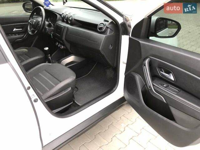 Белый Дачия Duster, объемом двигателя 1.5 л и пробегом 154 тыс. км за 15200 $, фото 41 на Automoto.ua
