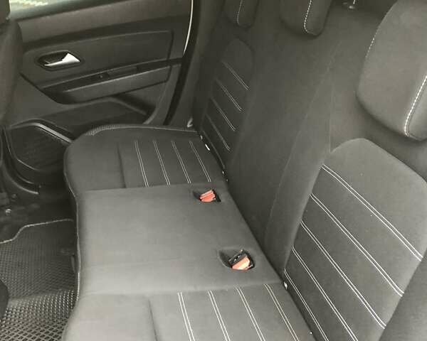 Белый Дачия Duster, объемом двигателя 1.5 л и пробегом 154 тыс. км за 15200 $, фото 33 на Automoto.ua