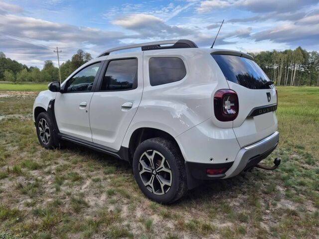 Белый Дачия Duster, объемом двигателя 1.6 л и пробегом 45 тыс. км за 7500 $, фото 4 на Automoto.ua