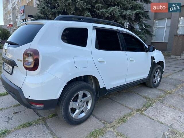 Белый Дачия Duster, объемом двигателя 1.5 л и пробегом 177 тыс. км за 14400 $, фото 5 на Automoto.ua