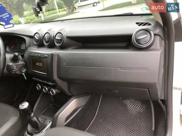 Белый Дачия Duster, объемом двигателя 1.5 л и пробегом 154 тыс. км за 15200 $, фото 42 на Automoto.ua