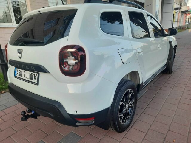 Белый Дачия Duster, объемом двигателя 1.5 л и пробегом 96 тыс. км за 13700 $, фото 6 на Automoto.ua