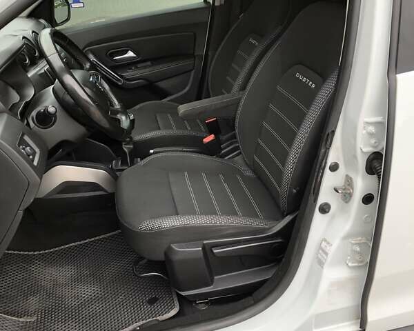 Білий Дачія Duster, об'ємом двигуна 1.5 л та пробігом 154 тис. км за 14999 $, фото 38 на Automoto.ua