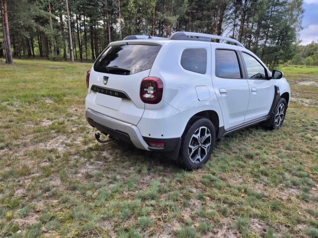 Белый Дачия Duster, объемом двигателя 1.6 л и пробегом 45 тыс. км за 7500 $, фото 3 на Automoto.ua