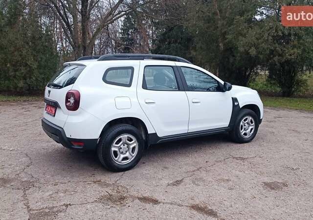Белый Дачия Duster, объемом двигателя 1.5 л и пробегом 122 тыс. км за 14700 $, фото 12 на Automoto.ua