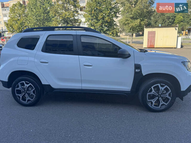 Білий Дачія Duster, об'ємом двигуна 1.5 л та пробігом 129 тис. км за 16888 $, фото 11 на Automoto.ua