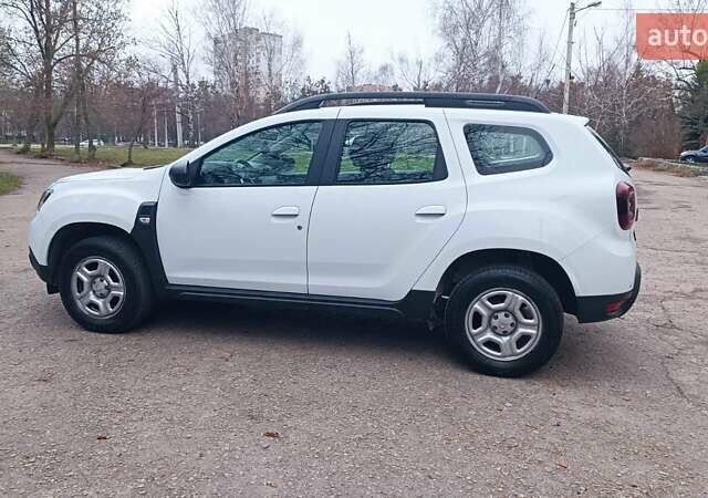 Белый Дачия Duster, объемом двигателя 1.5 л и пробегом 122 тыс. км за 14700 $, фото 7 на Automoto.ua
