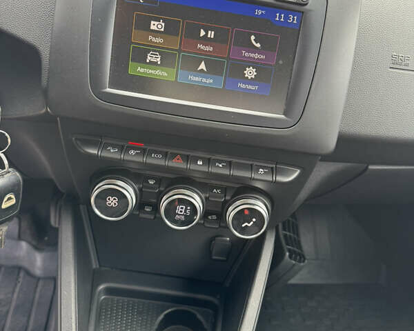 Белый Дачия Duster, объемом двигателя 1.5 л и пробегом 148 тыс. км за 17900 $, фото 25 на Automoto.ua