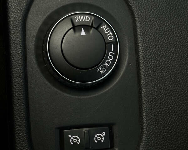 Белый Дачия Duster, объемом двигателя 1.5 л и пробегом 147 тыс. км за 15999 $, фото 15 на Automoto.ua
