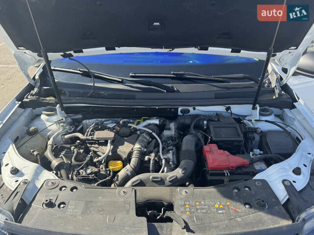 Білий Дачія Duster, об'ємом двигуна 1.5 л та пробігом 129 тис. км за 16888 $, фото 27 на Automoto.ua